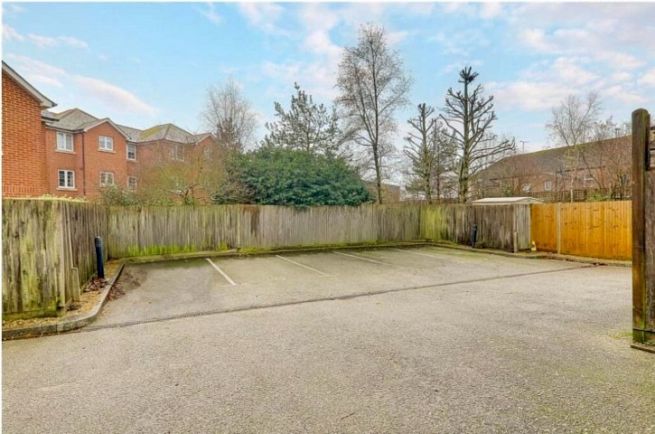 Flat 4 Mortimer House, 77 Penfold Road, Worthing